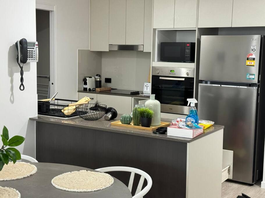 Luxury Spacious Apartment Gold Coast